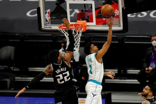 九游娱乐-70秒领先8分两罚一掷怎么输？国王打出完美教学局